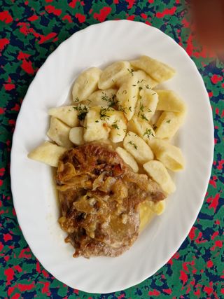 Karkówka w piwie z opakowaniem