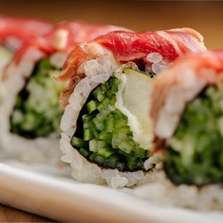 Wołowina marynowana cukinia w tempurze 8 szt.