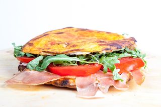 Crudo rucola și gorgonzola