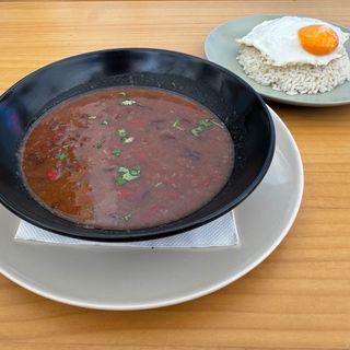 39. Cazuela de frijol arroz y huevo