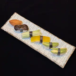 S21- Yasai Sushi Set 
