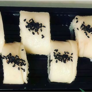 Uramaki Pez Mantequilla Roll (8 Pzs.)