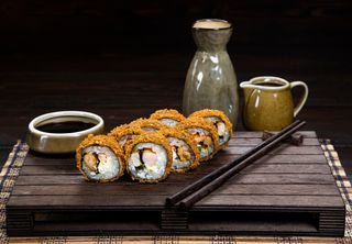 Տաք ռոլլ Նինձյուցու, 8 կտոր