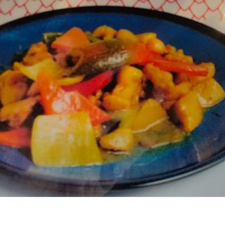 283.pollo con salsa de curry