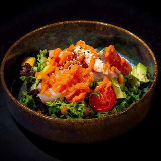 Sashimi salad