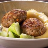 ნანი ბებოს კოტლეტი კარტოფილის პიურეთი