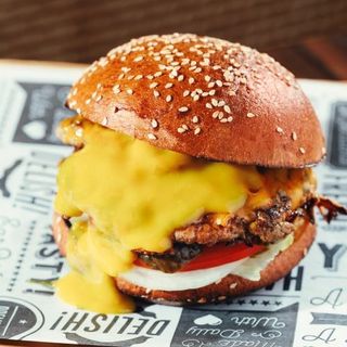 ჰანი მუსტარდ ბურგერ