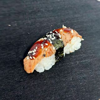 სუში გველთევზით