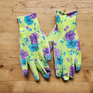 Gloves size 8 / green