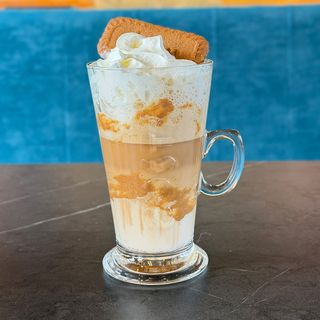 Biscoff лате