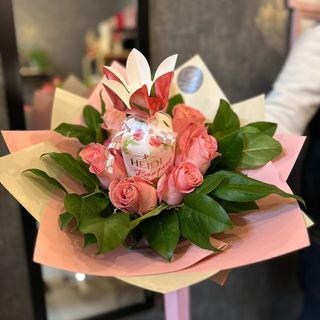 BUCHET 7 TRANDAFIRI ROZ+HEIDI