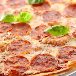 Pizza Pepperoni (33 Cm.)
