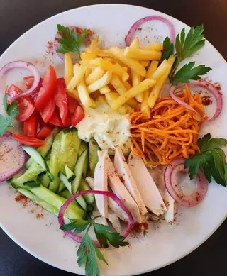 Sałatka Czoban 250g