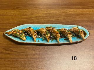 (18)Gyoza frita con salsa teriyaki (6)