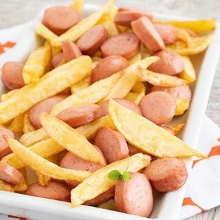 PATATINE FRITTE CON WÜRSTEL 