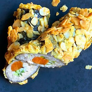 Hand roll мигдалевий з лососем теріякі 350 г