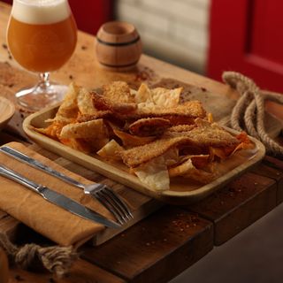 ლავაშის და ბეკონის ჩიფსი