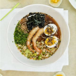 Ramen di gamberoni in tempura