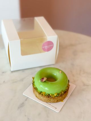 Tartaleta de pistacho, yuzu y mandarina