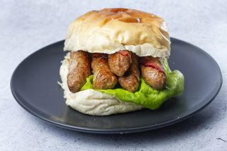 Rolovani ćevap porcija