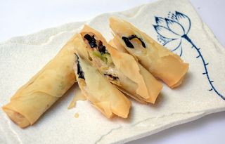 Rollito HARUMAKI  2 piezas