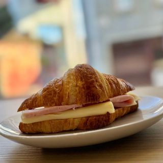 Croissant Misto