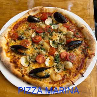 Pizza Marina