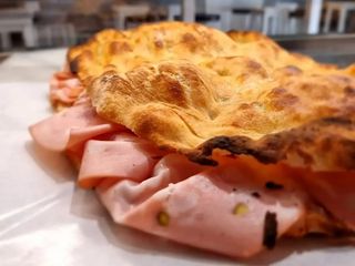 Mortadella un quarto di teglia 