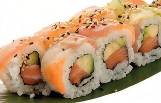147 Uramaki Rainbow roll