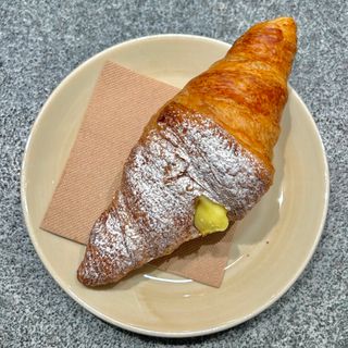 Croissant vegano alla crema