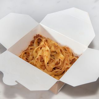 Tagliatelle al ragù tradizionale