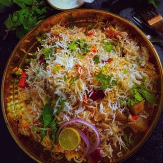 Зеленчуково биряни