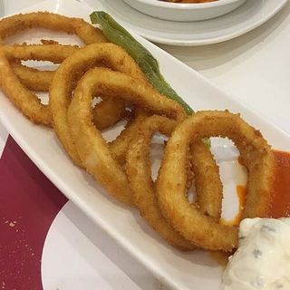 Cazuela De Calamares Fritos