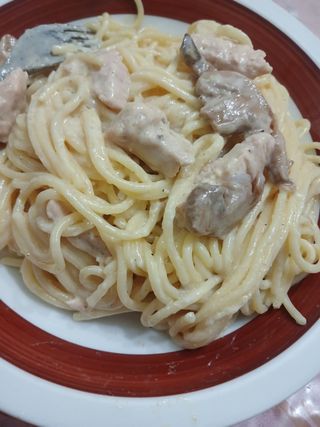 Pâtes Poulet Aux Champignons