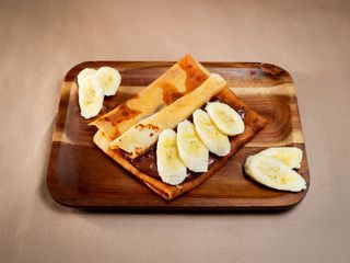 ბლინი ნუტელათი და ბანანით (Banana – Nutella)