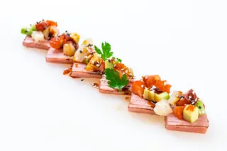 E4  Maguro tataki - 6 pezzi