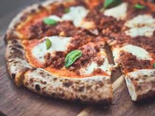 Pizza Bolognaise