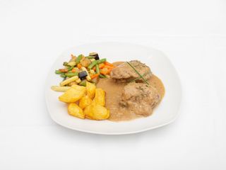 Especialidad Carrillada De Cerdo Confitada