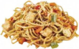 47. Yakisoba Con Pollo