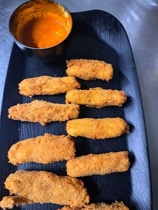 Calçots Arrebossats amb Romesco