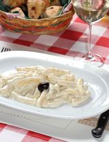 Pene piletina i 4 vrste sira