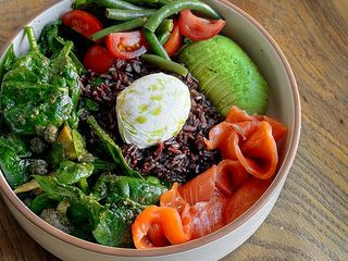 Боул з гречкою та індичкою