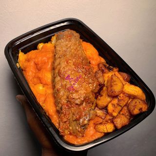 Yam porridge and peppered turkey 