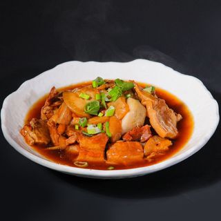 Pancetta al vapore con taro