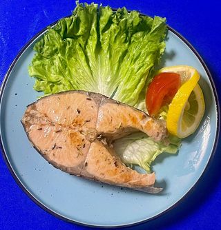 Стейк из форели (1 шт / 200 г)