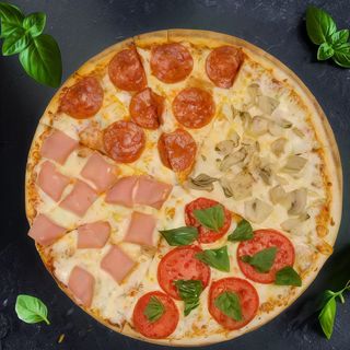 pizza cuatro estaciones (mediana)