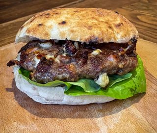 Gurmanska juneća pljeskavica 