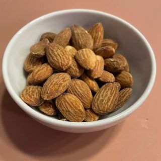 migdały prażone z solą