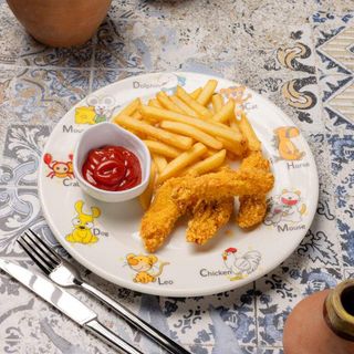 Наггетсы с картофелем фри/ Nuggets cu cartofi pai