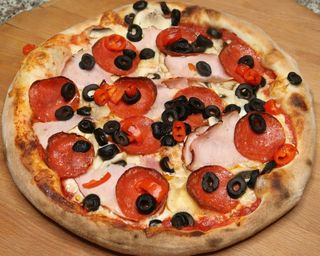 Pizza Pocztowa ostra mała